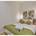 Apartment On The Champs Elysees